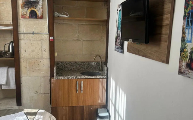 Хостел Ezel Hanim Konagi