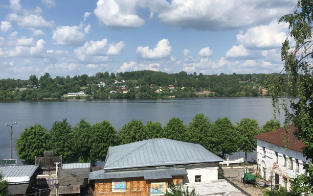 Апартаменты на Юрьевской