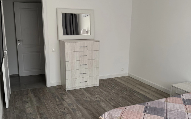 Taunkhaus U Morya Flat