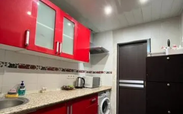 Квартира Уютная Студия Рядом с МРНЦ им.Цыба
