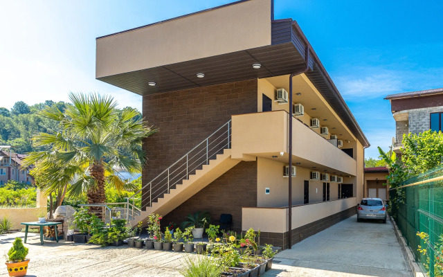 "Uyut" Guest house