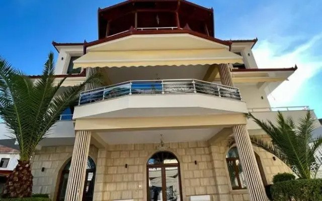 Mimani Hotel