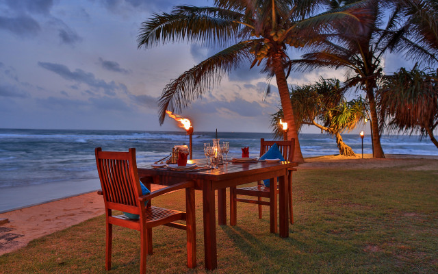 South Point Villa - 3 bedroom Beach Front Villa