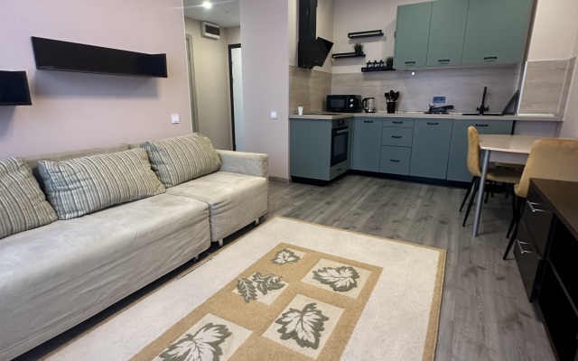 817 Na Prospekte Vitebskiy 99str1/1 Apartments
