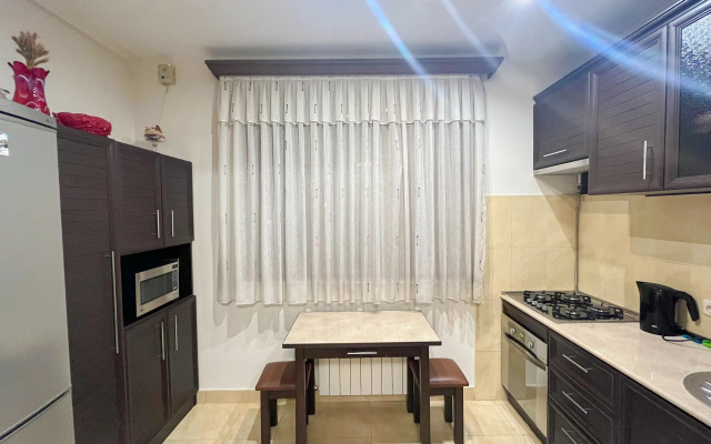 Na Vtorom Etazhe Apartments