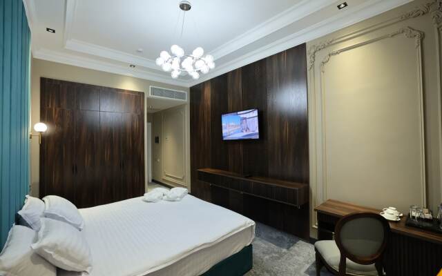 Continental Hotel