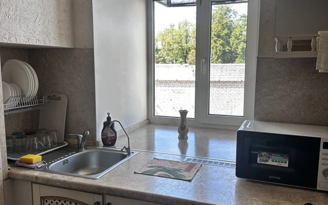 Shikarnaya u Kremlya na Varvarskoy Flat