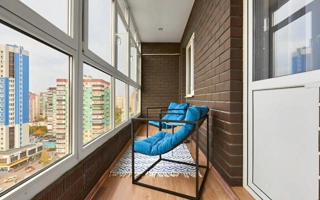 Uyutnaya dvukhkomnatnaya nedaleko ot parka Galitskogo Flat