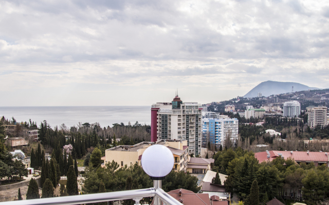 Тоннель республика крым алушта перекопский переулок фото Тоннель к пляжам. Алушта, Крым, зима 2012