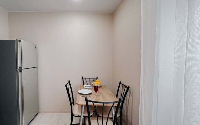 Aparts Uyutnaya Kvartira Ryadom S Zhd Vokzalom Apartments