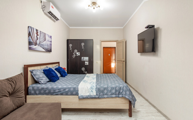 Na Krymskoy Flat