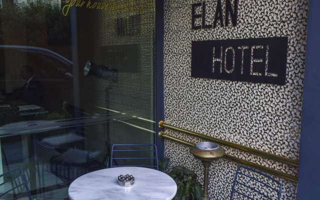 Elan Hotel