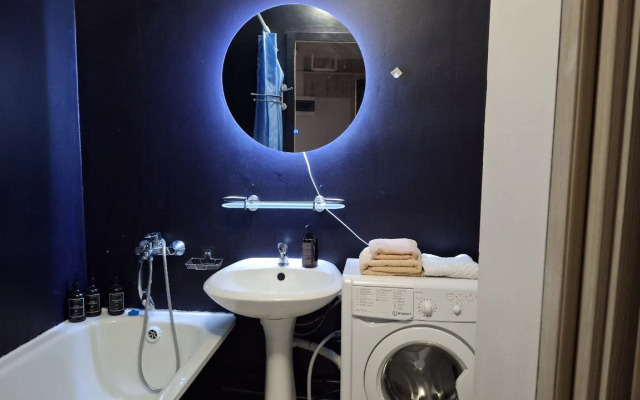 Квартира студия с видом на мост