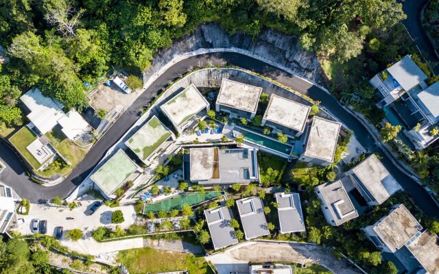 Modern Property nearby Kamala beach with Pool Villa