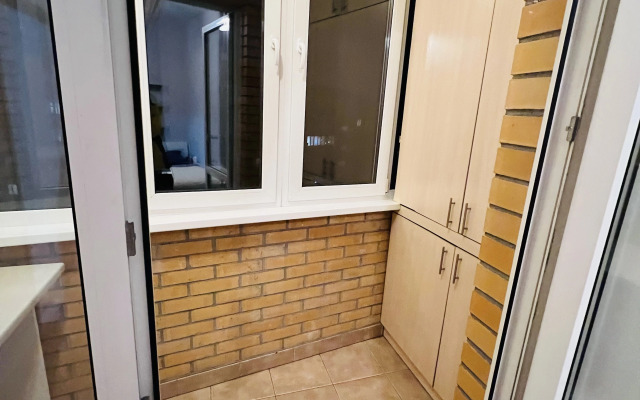 Квартира Уютная 2-х комнатная студия в хорошем районе