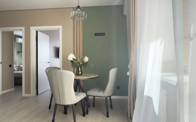 S Dizajnerskim Remontom Vblizi Ippodroma Flat