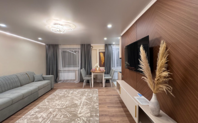 Dvukhkomnatnaya Sovremennym Remontom Flat