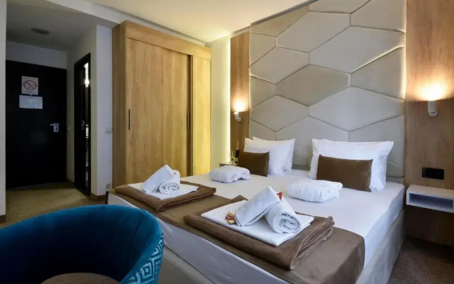 Sumadija Hotel