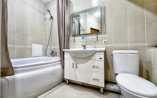 05 Samiy Tsentr. Vid na Gorod i Gory. Idealno dlya Komandirovannykh i Turistov Apartments