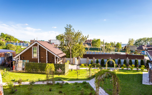 Vvedenskaya Usadba Guest House
