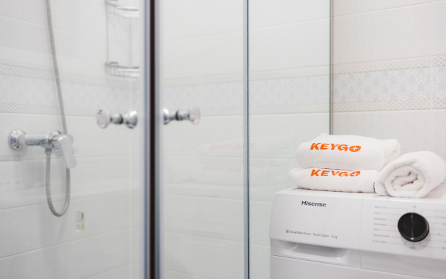 KeyGo #0068, 1 Bedroom, Near English Park Apartments