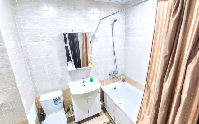 Dailyrent-Nn Apartamenty Na Krasnozvyozdnoy Ryadom S Okeanisom