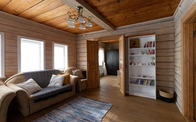 Частный дом с русской печью и баней