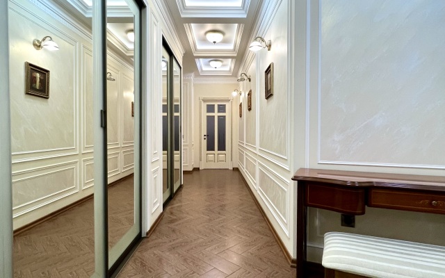 3-komnatnaya Premium Klassa Yarapartments na Sovetskoy 21 Flat