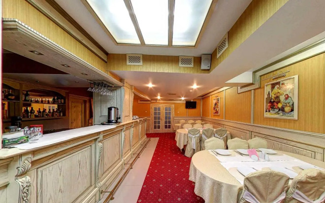 Delfin Hotel