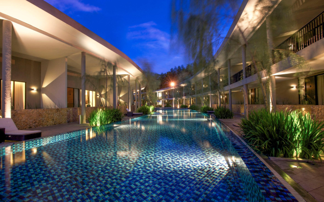 Neo+ Green Savana Hotel