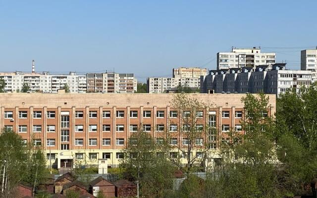 Na Ulitse Zhuravlyova 11/2 Apartments