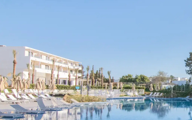 Resort One Resort Premium
