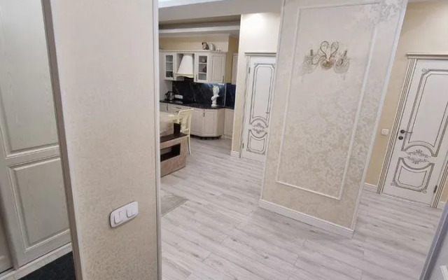 V Topovom Tsentre Kazani  Flat