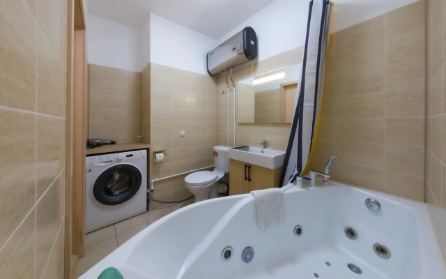 Апартаменты UNO APART на Степана Разина 2 38 м²