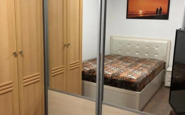 Квартира трёхкомнатная в районе центрального рынка