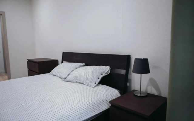 V Novom Zhk Zhyul-Vern Flat