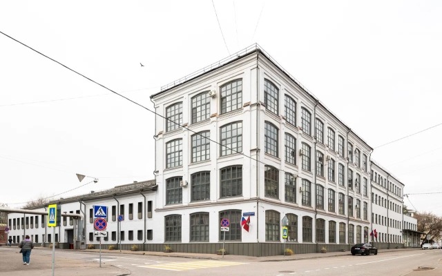 Suvorovskaya 19s1 Flat