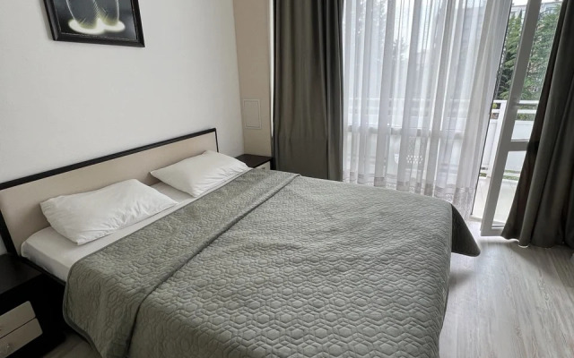 Апартаменты Svetlana District by the sea 3