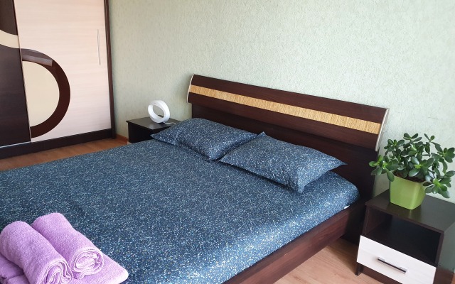 Квартира двухкомнатная 76м2 на Куйбышева 40