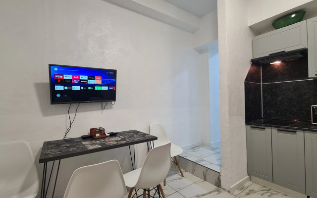 Vozle Plyazha Ogonek Flat