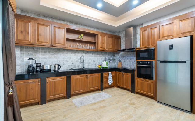 Luxury Villa Private Pool and Parking V6 Villa