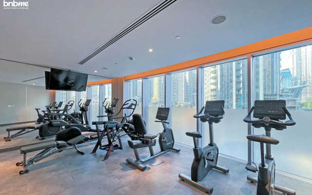 Bnbme, Opera Grand 2 BDR Apartments