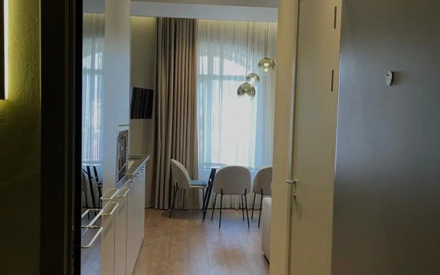 Dvuhurovneviye na Vtoroy Beregovoy Linii  Apartments