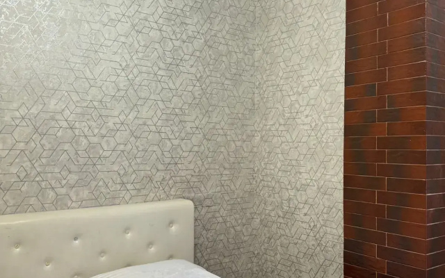 Shikarnye Bolshye I Prostornye V Novom Tsentre Uralska Apartments