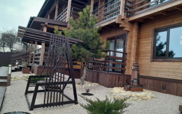 V Sevastopole S Parkovkoy Flat