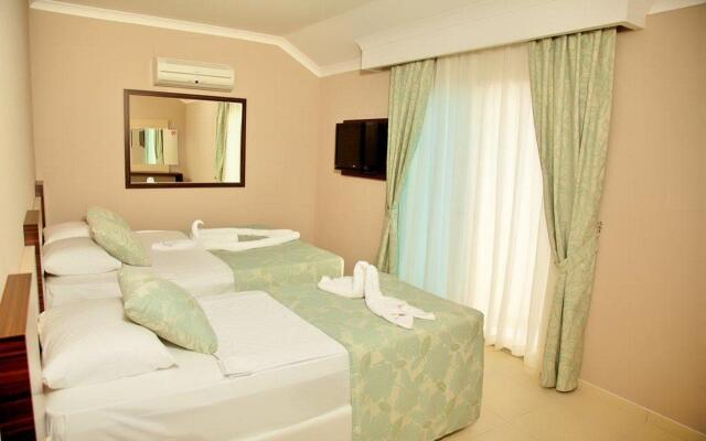 Opia Hotel