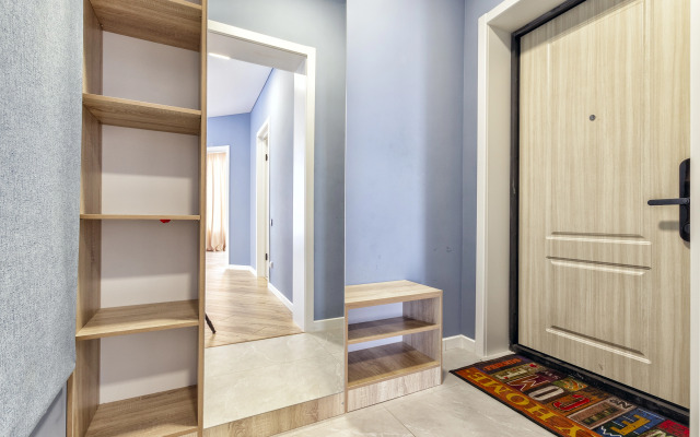 Lyuksovaya Yevrodvushka Ryadom S Ekspo Apartments