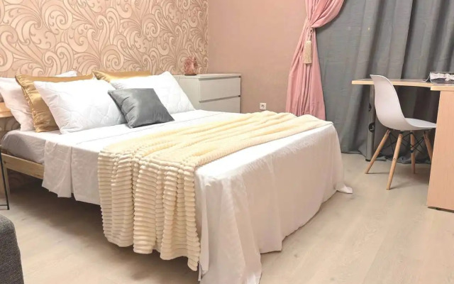 Квартира ЕвроДвушка Аксакова 81/1 на 17 Этаже до 7 Чел