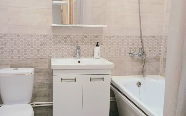 Апартаменты Димитрова, Вату., Придача