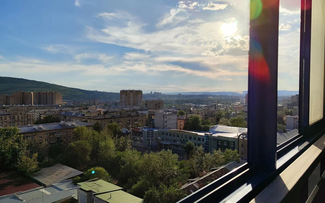 Na Ulitse Kostyushko Grigorovicha 44 Flat